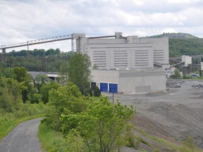 Jeffrey Mine in Asbestos, Que. (Nathalie Hurdle/QMI Agency)