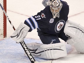 Jets goalie Ondrej Pavelec reportedly crashed his car while drunk in the Czech Republic. (Brian Donogh/QMI Agency/Files)
