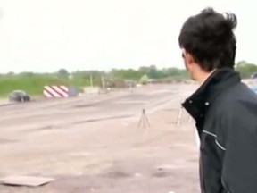 UK TV show Fifth Gear tests the ability of a 192 km/h Ford Focus to stop on a concrete block.