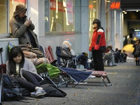 iPhone 4S lineup Vancouver