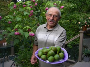 Umberto Garbuio with fresh Italian honey figs just picked from his tree