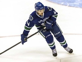 SEPTEMBER  23 2014.  Vancouver Canucks  Linden Vey in warm up before game against  San Jose Sharks in NHL pre season game  at Rogers Arena  in Vancouver, B.C., on September 23, 2014. (Steve Bosch  /  PNG staff photo)  trax 00031918A.    [PNG Merlin Archive]
