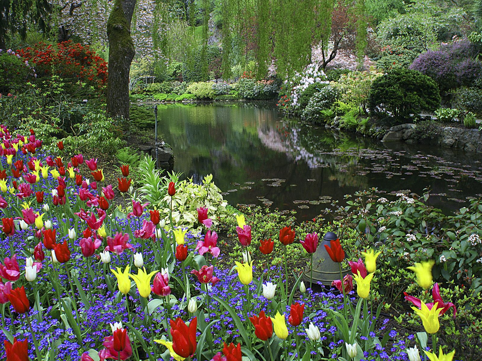 Top 10 Gardens Worth Travelling For