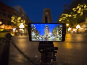 Behind-the-scenes of the LG G4 during a long exposure shot in Gastown.