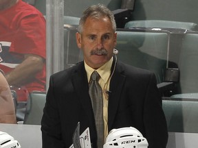 DESJARDINS_672_COACH