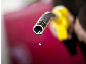 A report by the Bank of Montreal suggests Canadian drivers aren't reaping the full benefit of lower oil prices when it comes to prices at the pump.