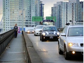 Rather than being at odds over projects such as the dismantling of the Georgia and Dunsmuir viaducts, the  B.C. Liberal government and Vision Vancouver-controlled city council should work together to take advantage of potential new funding from the federal government.
