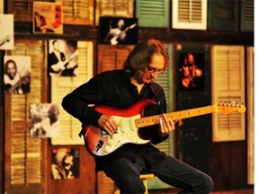 Sonny Landreth and his band play the Imperial Jan 17. Photo: Robley Dupleix