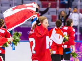Olympic gold medallist Hayley Wickenheiser, 37, wants to play in the 2018 Olympics.