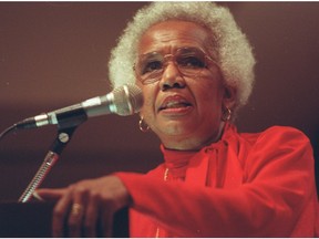 Rosemary Brown speaks at a Women in the Media conference in Vancouver in 1991. (Photo:  Denise Howard/Vancouver Sun files) [PNG Merlin Archive]