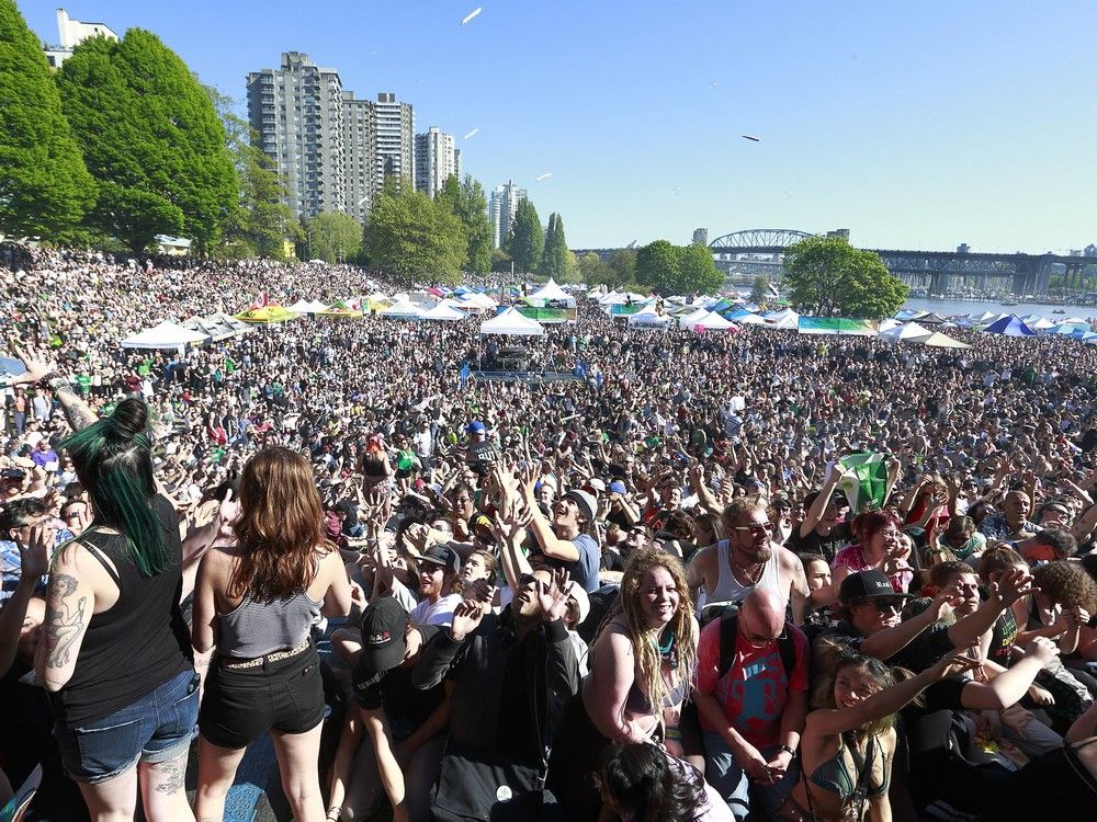 Vancouver Park Board Stuck With The Bills And The Mess From 4 20   Marijuana Smokers Celebrate The Plants Unofficial 4 20 Holid1 