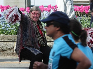 VANCOUVER, BC., April 17, 2016 --  Runners in the 32nd annual Vancouver Sun Run, in Vancouver, BC., April 17, 2016. (Nick Procaylo/PNG)   00042785A  [PNG Merlin Archive]