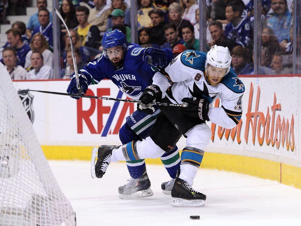 Joe Pavelski returns to San Jose to face Sharks, who haven't been same  without him