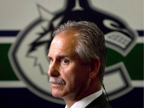 Are the Canucks better off with Willie Desjardins as head coach or not? Jason Botchford takes a look at five reasons to keep him, and five reasons to boot him.