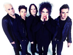 Cure fan Carla Young posted a photo to Twitter from Deer Lake Park.