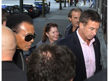 Vancouver B.C.--10/08/09-Boxing legend Muhammad Ali arrives at District 319 in downtown Vancouver Thursday October 8, 2009 for the screening of a VIFF movie about his life Facing Ali. (Jenelle Schneider/Vancouver Sun) (for story by Yvonne Zacharias) [PNG Merlin Archive]