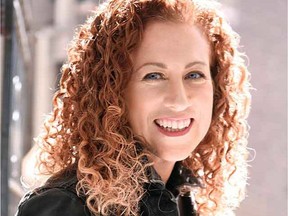 Picture of author Jodi Picoult by Adam Bouska.