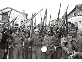 Alec Wainman photo of Spanish republican militia in Granen, on the Aragon Front, during the Spanish Civill War.