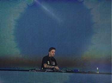 Ekau performs at FVDED in the park at Holland park in Surrey on July 2, 2016.