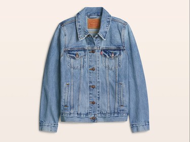 Levi's jean jacket for girls and guys. Aritzia | $108