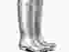 Silver boot colour has been introduced to Hunter’s boot collection.