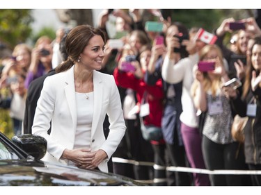 Kate, Duchess of Cambridge arrives at the Cridge Family Centre in Victoria, BC, October, 1, 2016.