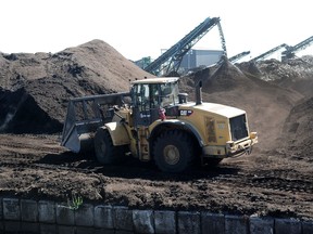 Harvest Power takes the food scraps and yard trimmings discarded by residents and businesses around Metro Vancouver and turns it into compost at their Richmond facility.