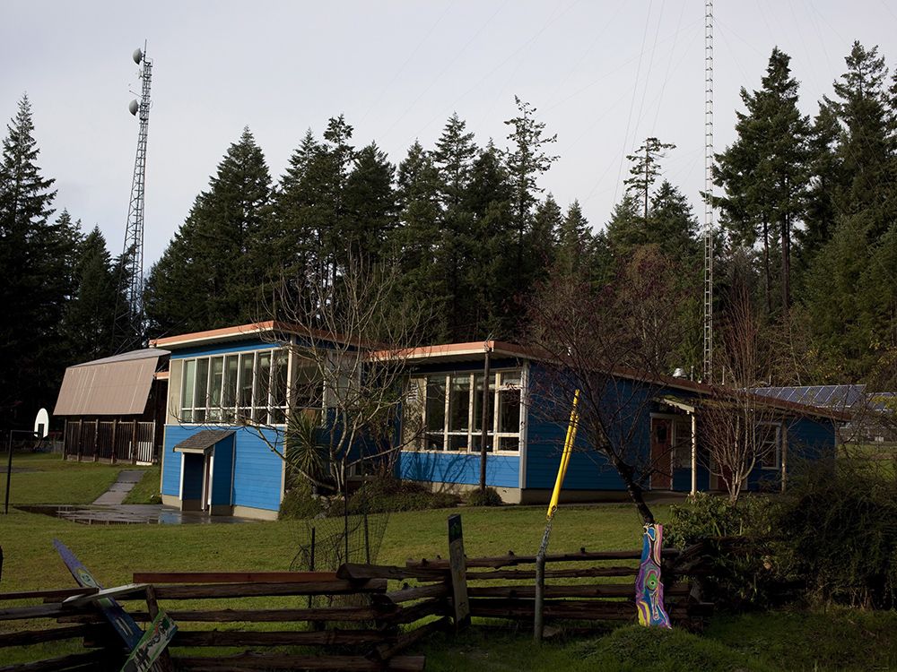 Solar power lights school at offthegrid Lasqueti Island Vancouver Sun