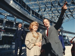 Grace McCarthy with Premier Bill Bennett during construction for Expo 86.