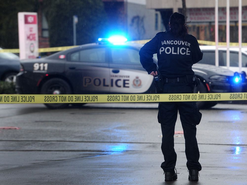 Man Stabbed To Death In Vancouver's Downtown Eastside | Vancouver Sun