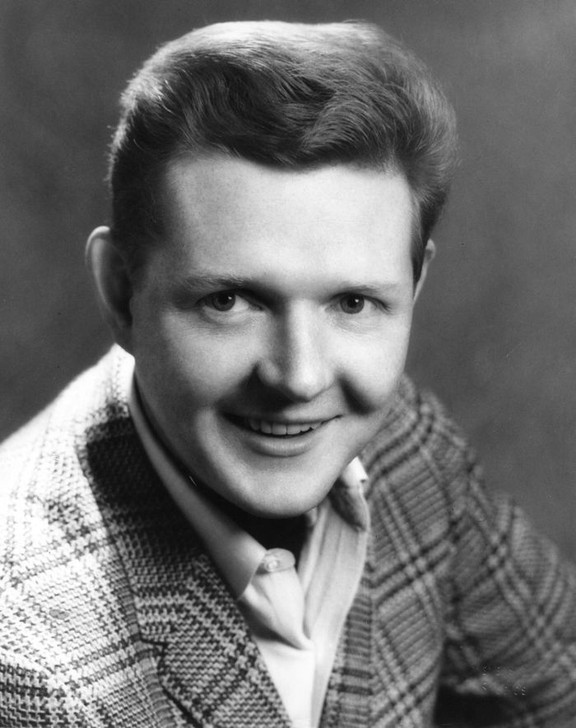 Red Robinson, Vancouver's beloved disc jockey, turns 80 on the radio ...
