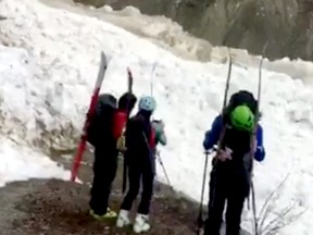 Jurek Ziemkiewicz scrambled to avoid this avalanche and then captured it on video.