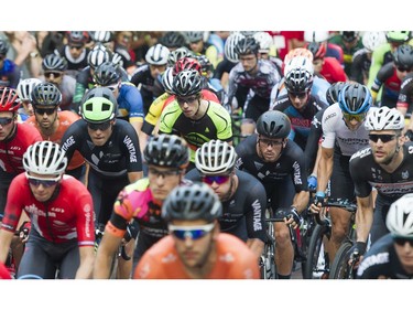 The mass start of the Men's 50 lap / 60 km Global Relay Gastown Grand Prix , Vancouver, July 12 2017.