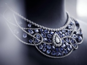 The "Turquoise Waters" necklace from the "Flying Cloud" High Jewelry collection.