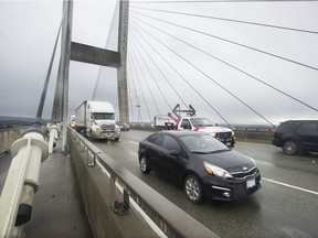 A cable-collar system will be installed by December that is aimed at keeping snow and ice from building up on the Alex Fraser Bridge.