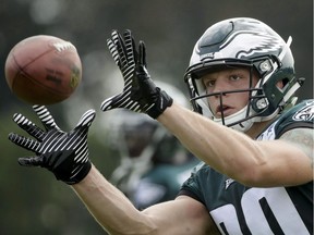 Philadelphia Eagles's Adam Zaruba catches a pass during NFL football training camp in Philadelphia on July 28, 2017. Canadian tight end Adam Zaruba was cut from the Philadelphia Eagles on Saturday as part of the team finalizing its 53-man roster. The 26-year-old from North Vancouver who normally plays for Canada's rugby sevens team signed a three-year contract with the Eagles on July 24. THE CANADIAN PRESS/AP, Matt Rourke ORG XMIT: CPT110

EDS NOTE A FILE PHOTO
Matt Rourke, THE ASSOCIATED PRESS