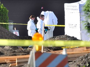 Richmond RCMP and the Integrated Homicide Investigation Team (IHIT) on scene on Bridge Road and Breden Ave after a person was shot and killed at approximately 3:00am in police believe was a targeted hit in Richmond, BC., September 18, 2017.  (NICK PROCAYLO/PostMedia)  00050637A ORG XMIT: 00050637A [PNG Merlin Archive]
Nick Procaylo, PNG