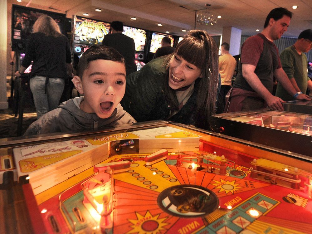 Pinball fans flip out at Vancouver festival Vancouver Sun