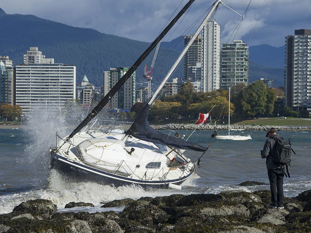 Environment Canada issues storm statement for Island and South Coast Vancouver Sun