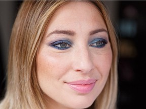 Nadia Albano shows us how to play with our winter blues to create a monochromatic metallic smoky eye!