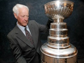 The late Gordie Howe with the Stanley Cup.