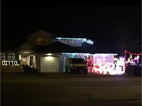 Squamish resident Bill Hoggan got a good laugh after his neighbour Lana Wetter-Reorda put up a "ditto" sign next to Hoggan's annual Christmas lights display.