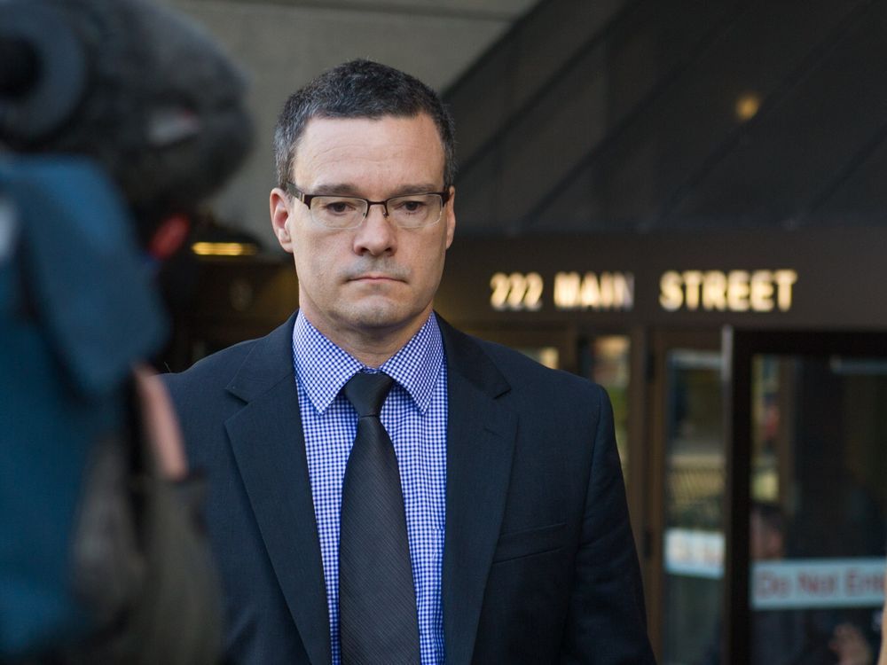følsomhed Slid Brokke sig Lawsuit settled against former BC RCMP spokesman Tim Shields | Vancouver Sun