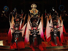 Vancouver Opera's Turandot was extravagant.