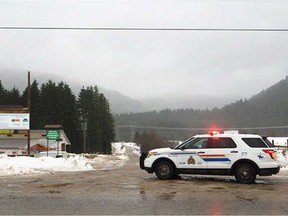 Revelstoke RCMP have closed the Boulder Mountain snowmobile area while Revelstoke search and rescue look for a pair of missing snowmobilers.