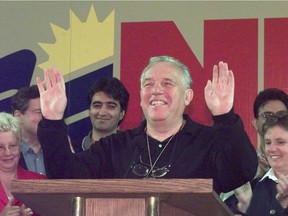 Former premier Dave Barrett at a B.C. NDP convention in 1999.