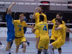The UBC Thunderbirds defeated the two-time defending national champion Trinity Western Spartans 3-0 (25-22, 25-18, 27-25) in the USport national final on Sunday at McMaster University in Hamilton.