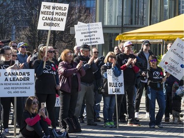 Supporters of the Kinder Morgan's $7.4-billion Trans Mountain oil pipeline expansion rally in Vancouver on March 10, 2018.