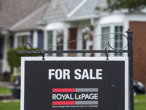 Canadian home sales fall 14% to lowest level in 5 years, prices down 11%.