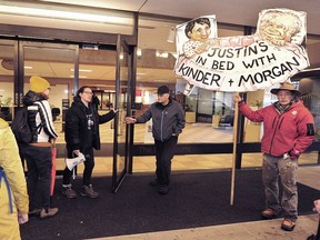 Protesters at the hearing for Kinder Morgan protesters at BC Supreme Court in Vancouver, BC., April 16, 2018.